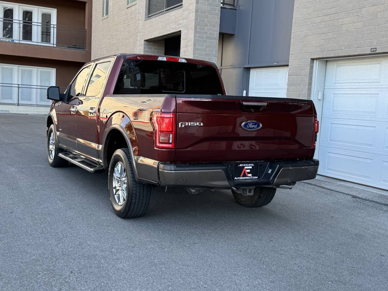 Used 2017 Ford F150 Lariat w/ Equipment Group 502A Luxury AWD/4WD image 3