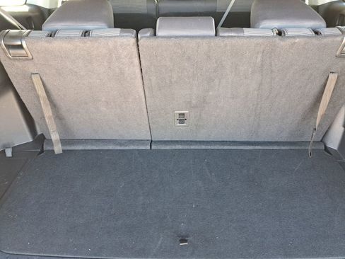 Used 2024 Toyota Highlander LE image 26