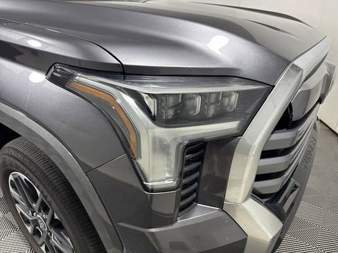 Used 2023 Toyota Tundra Limited AWD/4WD image 12