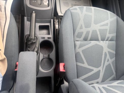 Used 2013 Ford Transit Connect XL FWD image 16