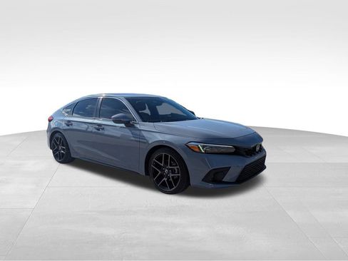 Used 2024 Honda Civic Sport Touring image 2