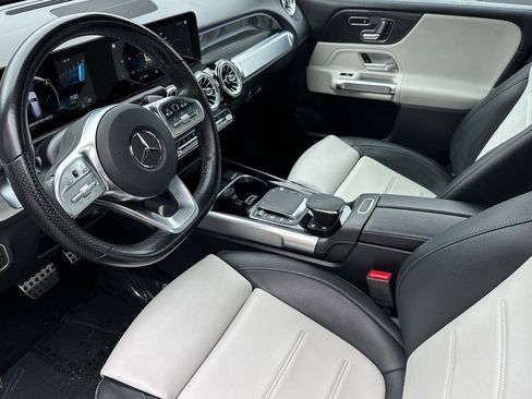 Used 2022 Mercedes-Benz GLB 35 AMG 4MATIC image 4