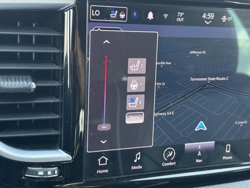 Used 2022 Chrysler Pacifica Limited image 6