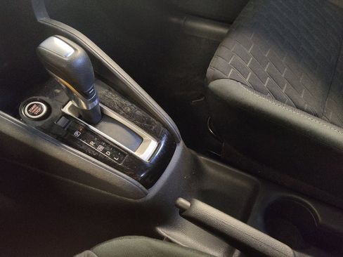 Used 2021 Nissan Kicks S image 26