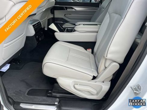 Certified 2023 Jeep Grand Wagoneer Series II AWD/4WD image 18