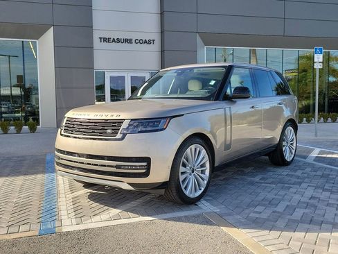 New 2026 Land Rover Range Rover SE image 1