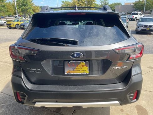 Used 2021 Subaru Outback Limited image 5