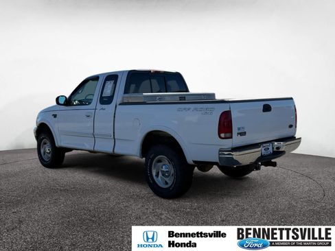 Used 2001 Ford F150 Lariat image 3