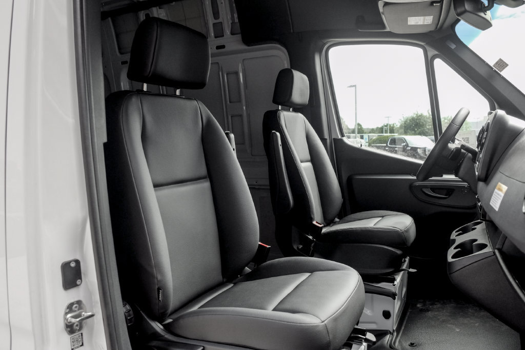 New 2025 Mercedes-Benz Sprinter 2500 image 21