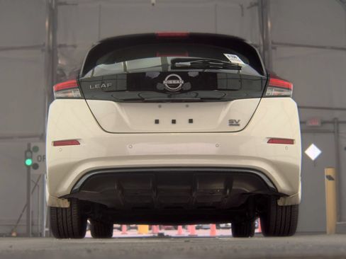 Used 2024 Nissan Leaf SV Plus FWD image 3