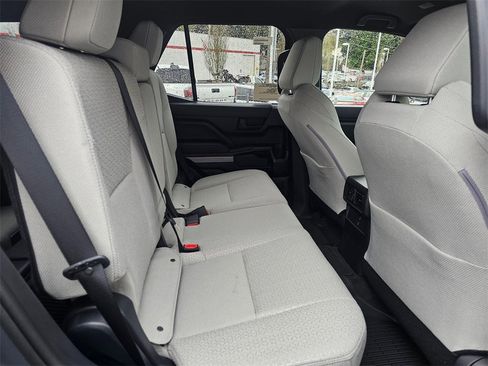 New 2026 Toyota 4Runner SR5 image 12