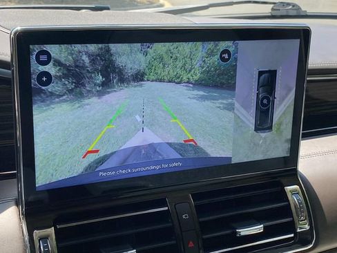 Certified 2023 Lincoln Navigator Black Label AWD/4WD image 25