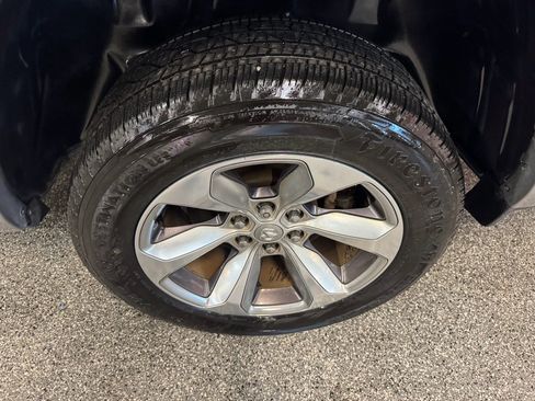Used 2019 RAM 1500 Limited image 15