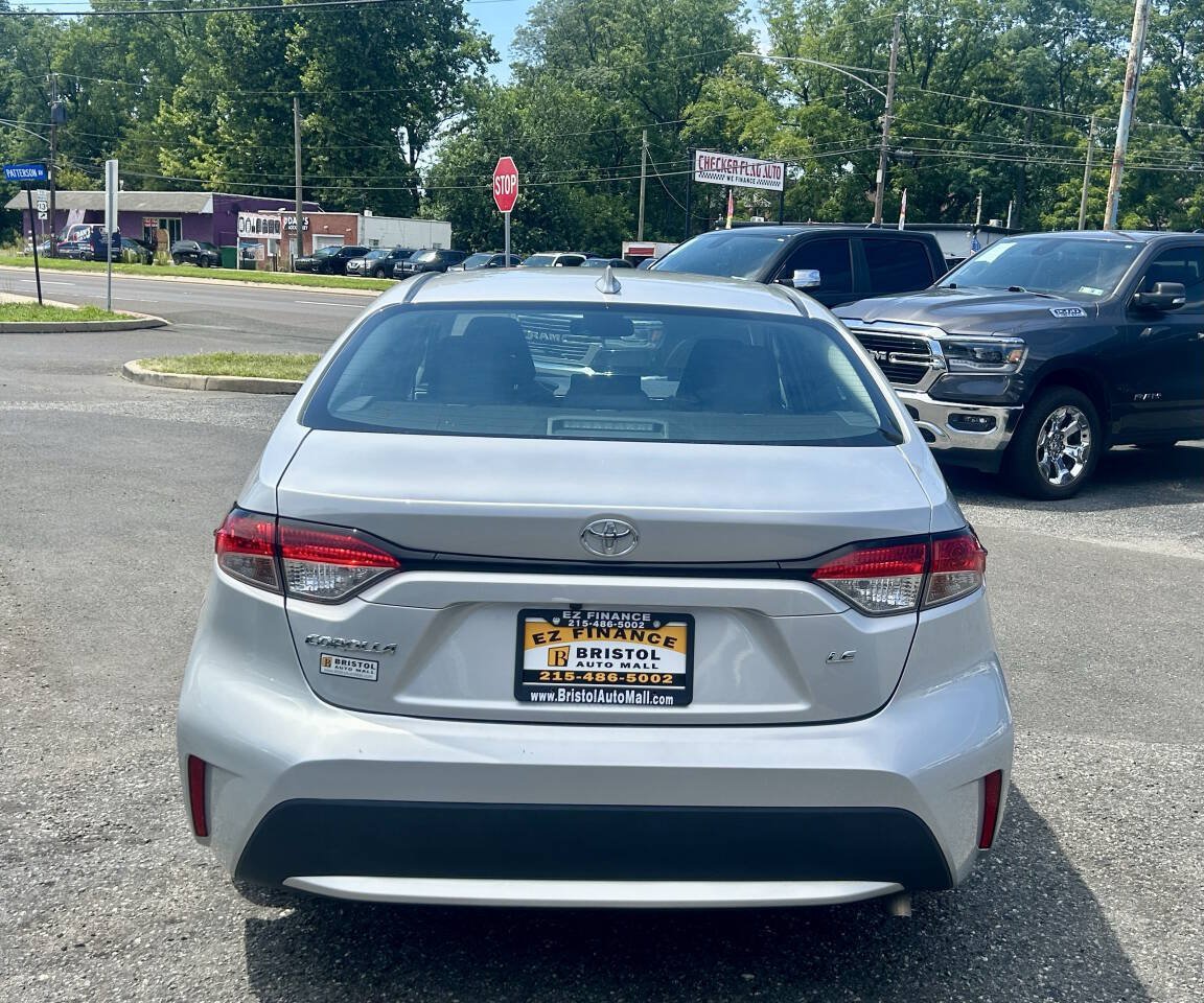 Used 2021 Toyota Corolla LE FWD image 4