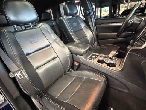 Used 2016 Jeep Grand Cherokee Overland image 9