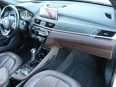 Used 2017 BMW X1 xDrive28i image 30