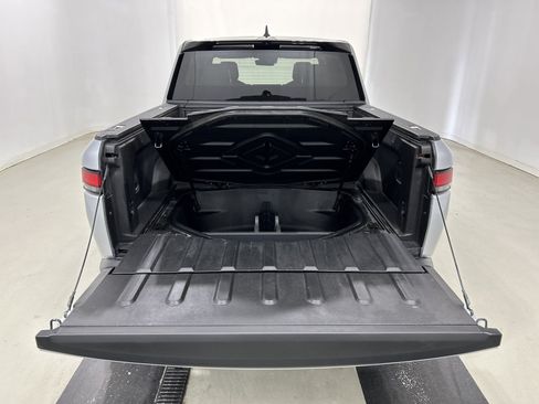 Used 2023 Rivian R1T Adventure AWD/4WD image 17