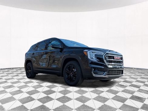 Used 2023 GMC Terrain AT4 w/ LPO, Floor Liner Package image 15