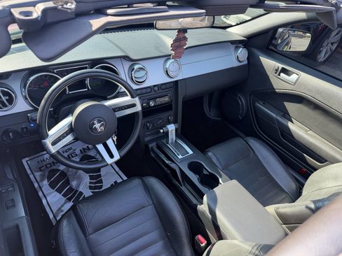 Used 2006 Ford Mustang GT Premium image 7