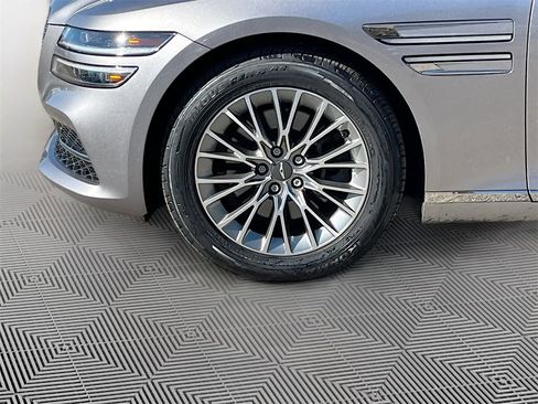 Used 2023 Genesis G80 2.5T image 9