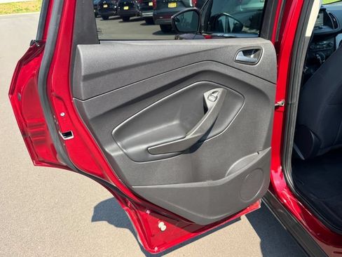 Used 2019 Ford Escape SE AWD/4WD image 13