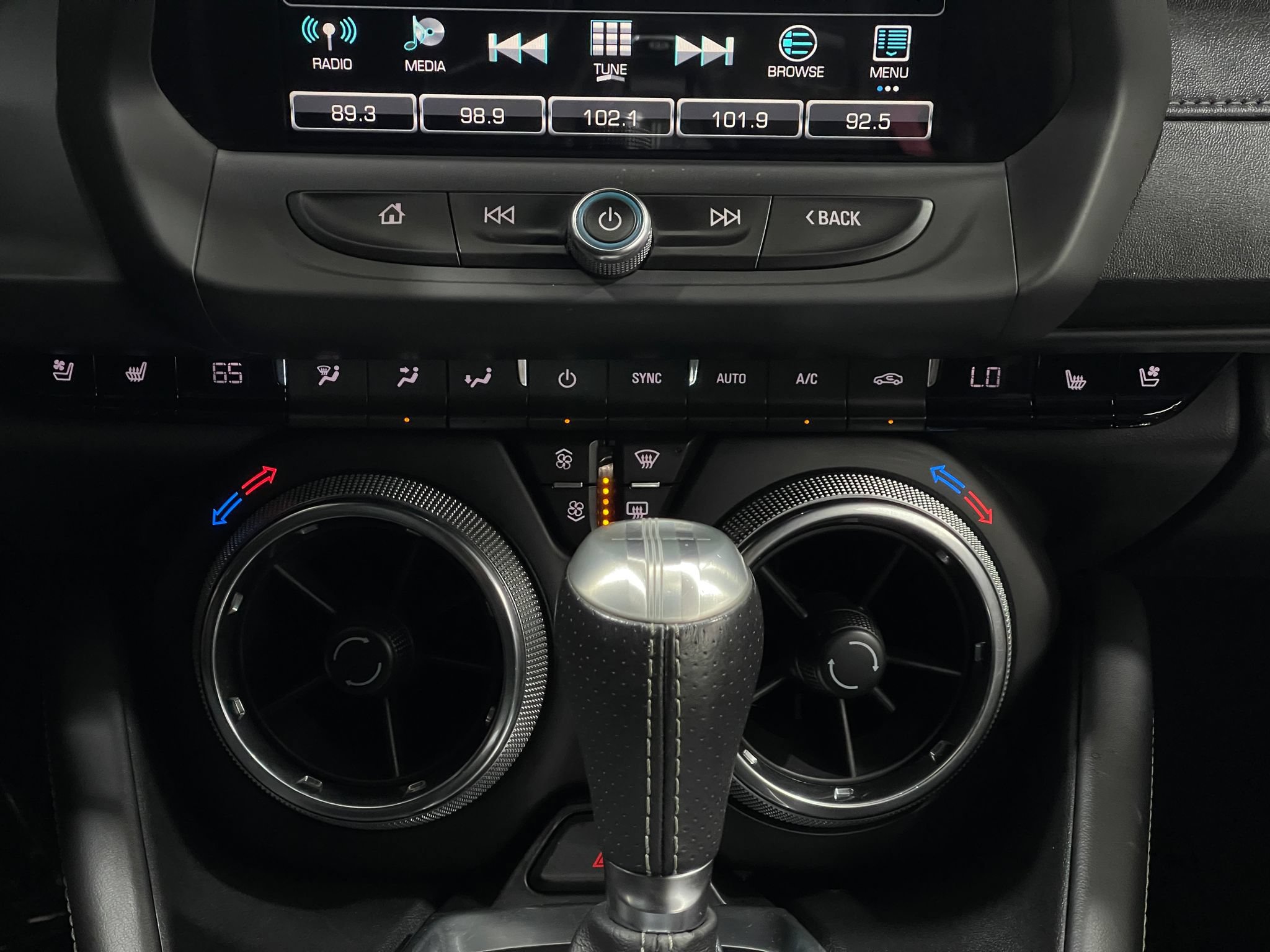 Used 2018 Chevrolet Camaro SS RWD image 18