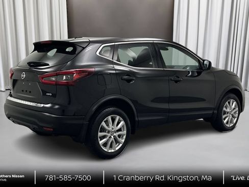 Certified 2022 Nissan Rogue Sport S AWD/4WD image 5