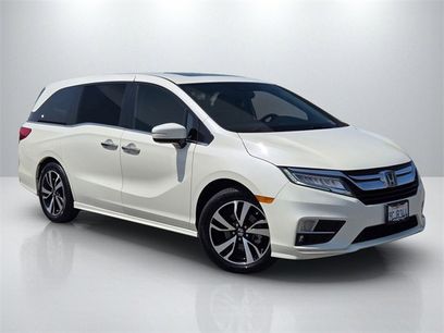 Used 2018 Honda Odyssey Elite