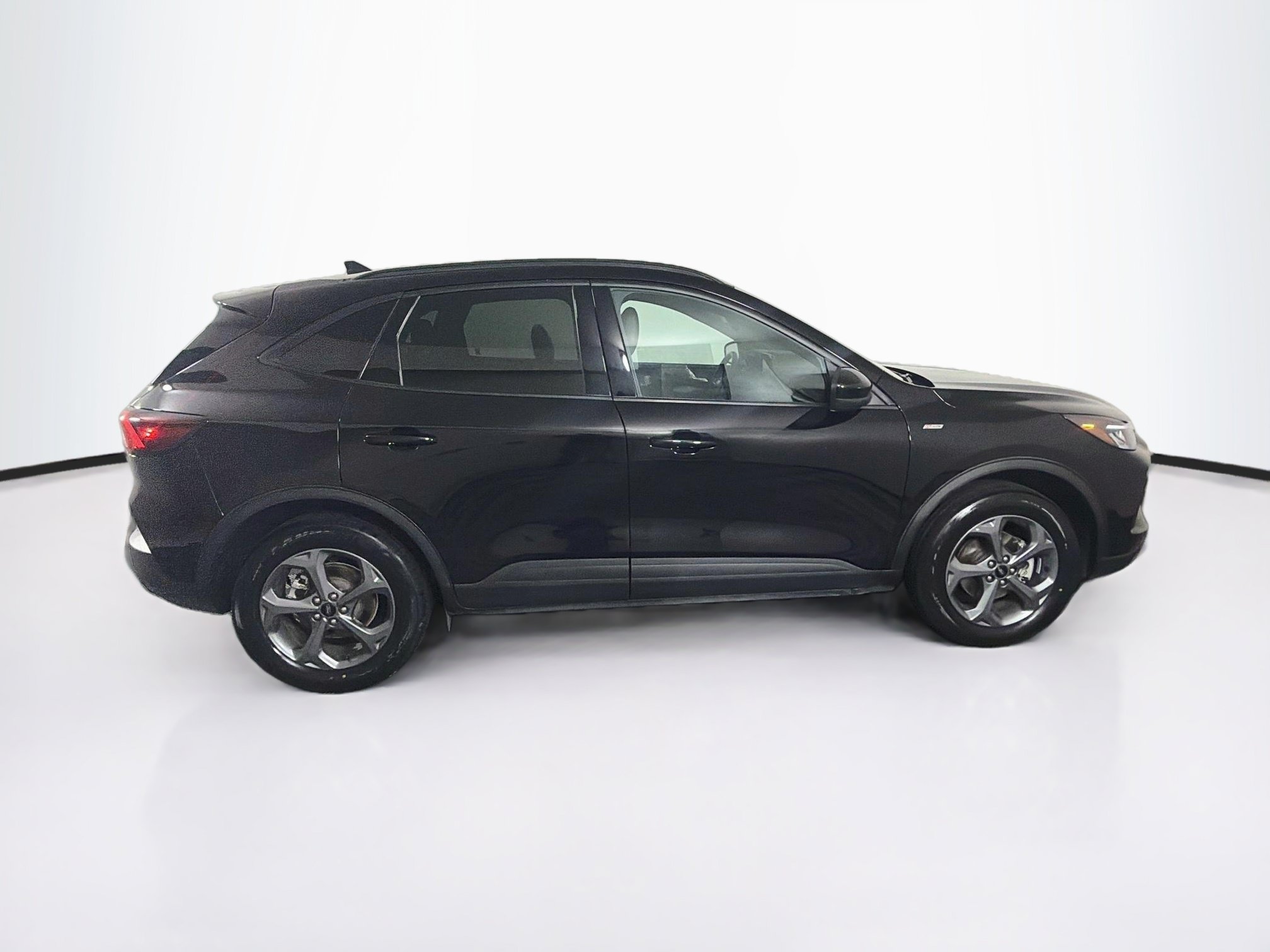 Used 2025 Ford Escape ST-Line Select AWD/4WD image 10