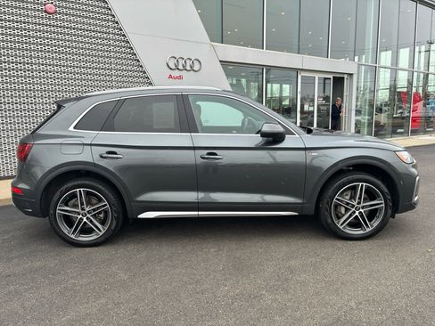 Used 2024 Audi Q5 e Premium Plus image 9