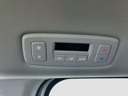 New 2027 Kia Carnival LX FWD image 25