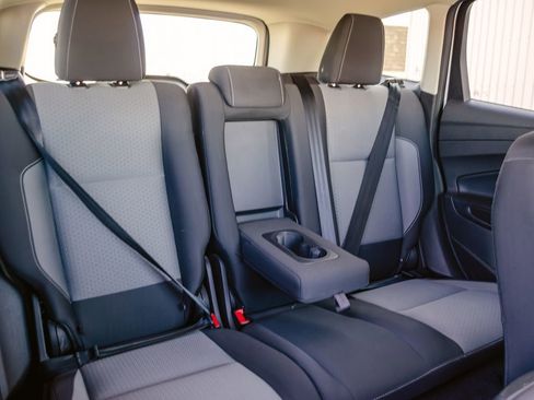 Used 2019 Ford Escape SE image 30