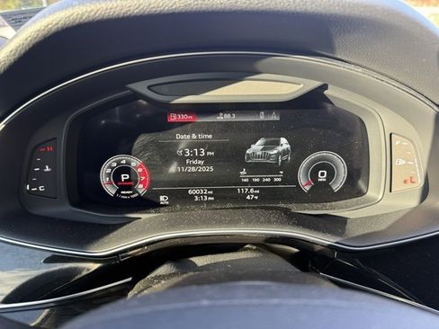 Used 2021 Audi Q7 3.0T Premium Plus w/ Executive Package image 17