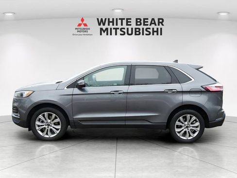 Used 2024 Ford Edge Titanium AWD/4WD image 4