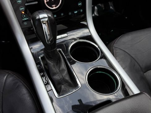 Used 2013 Ford Edge Limited image 40