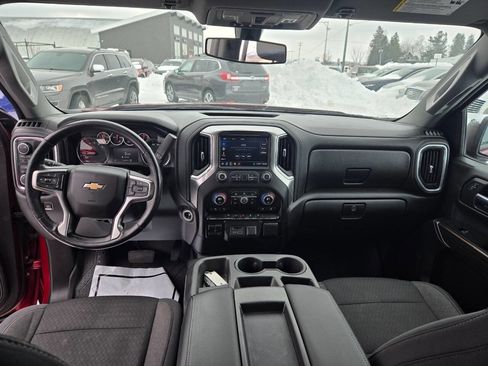 Used 2020 Chevrolet Silverado 1500 LT w/ All-Star Edition image 31