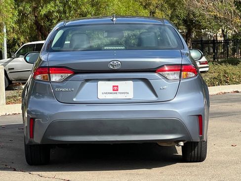 Used 2023 Toyota Corolla LE FWD image 5