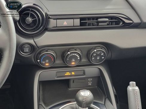 Used 2024 MAZDA MX-5 Miata Sport RWD image 21