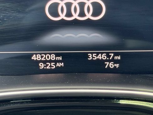 Used 2023 Audi SQ8 Premium Plus w/ Executive Package AWD/4WD image 24