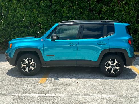 Used 2021 Jeep Renegade Trailhawk image 29