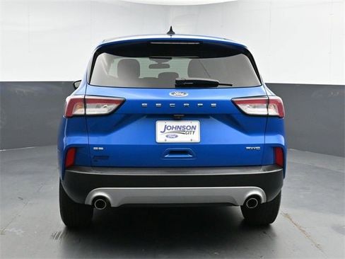Used 2021 Ford Escape SE image 13