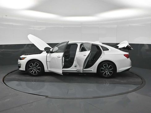 Used 2021 Chevrolet Malibu RS FWD image 29