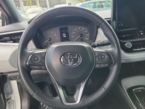 Used 2025 Toyota Corolla SE w/ Convenience Package FWD image 13