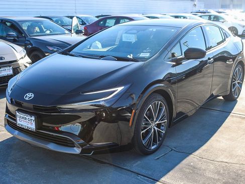 New 2026 Toyota Prius Limited image 3