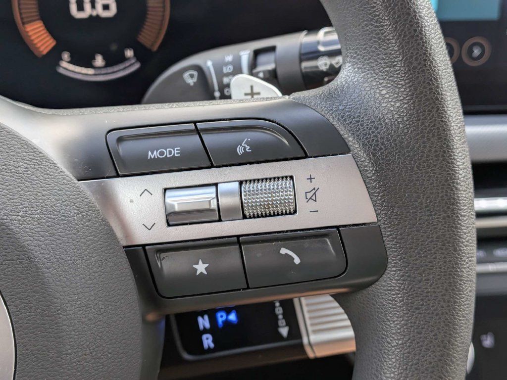 Used 2025 Hyundai Sonata SEL FWD image 21