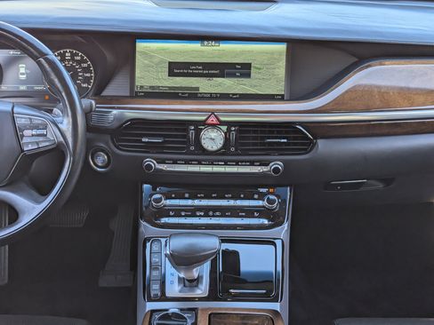 Used 2017 Genesis G90 5.0 Ultimate image 14