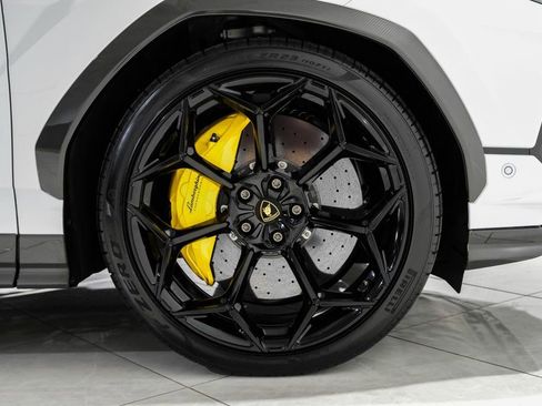Used 2024 Lamborghini Urus Performante image 93