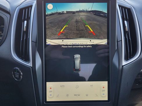 Used 2024 Ford Edge SEL image 19