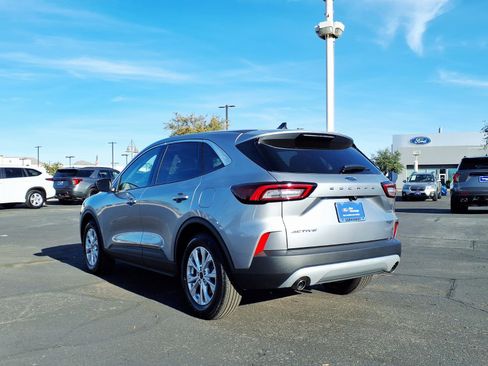 Certified 2024 Ford Escape Active image 4