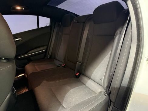 Used 2019 Dodge Charger SXT RWD image 24